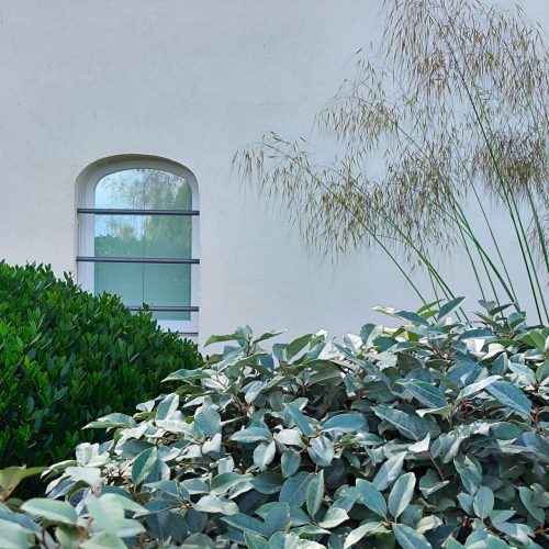 Elegant garden Italy