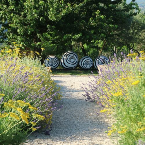 Arte moderna in giardino